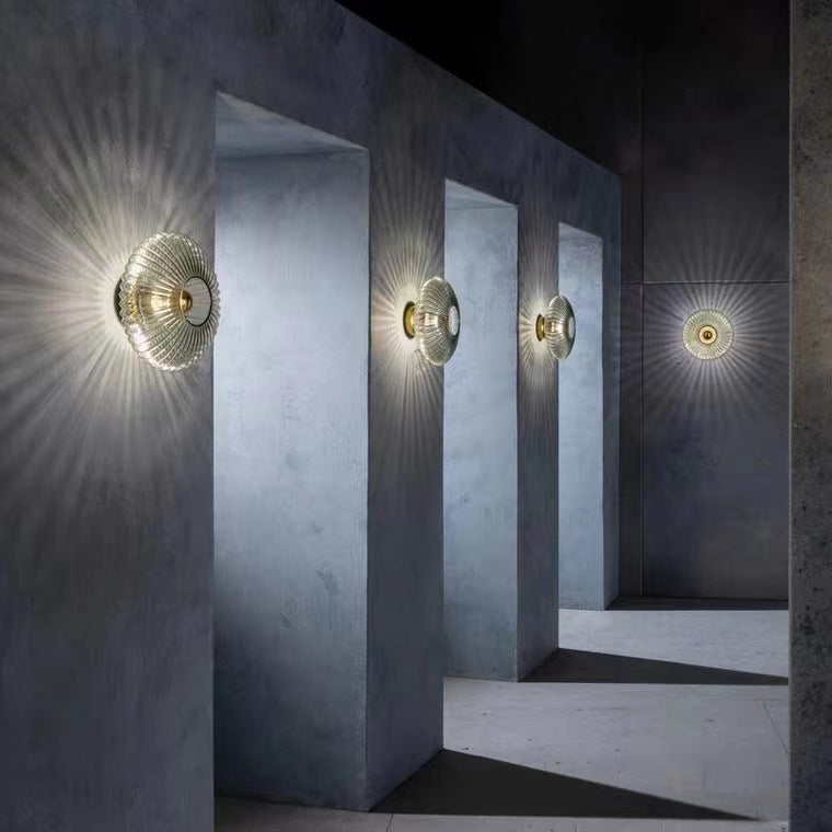 Luvia | Design Wandlamp van Gestreept Glas