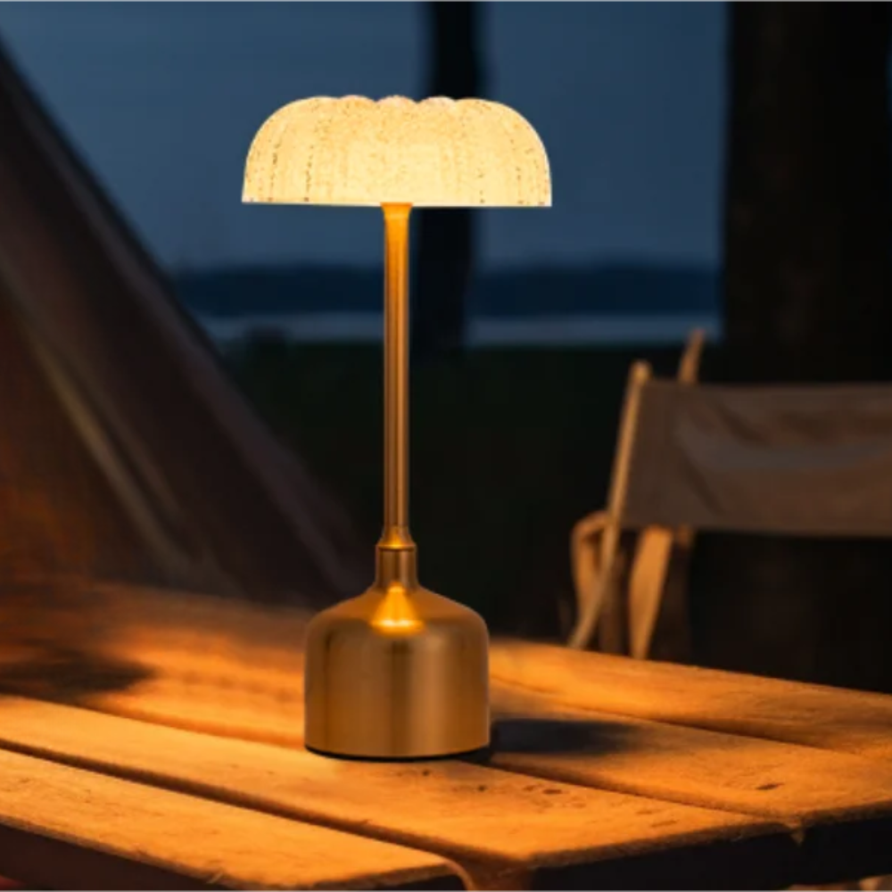 FioreDorato | Oplaadbare Kristallen Tafellamp – Bloemenpatroon – 3 Lichtkleuren