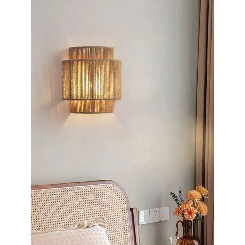 Zola | Ambachtelijke Wandlamp – Japandi Design met Henneptouw & Bamboe