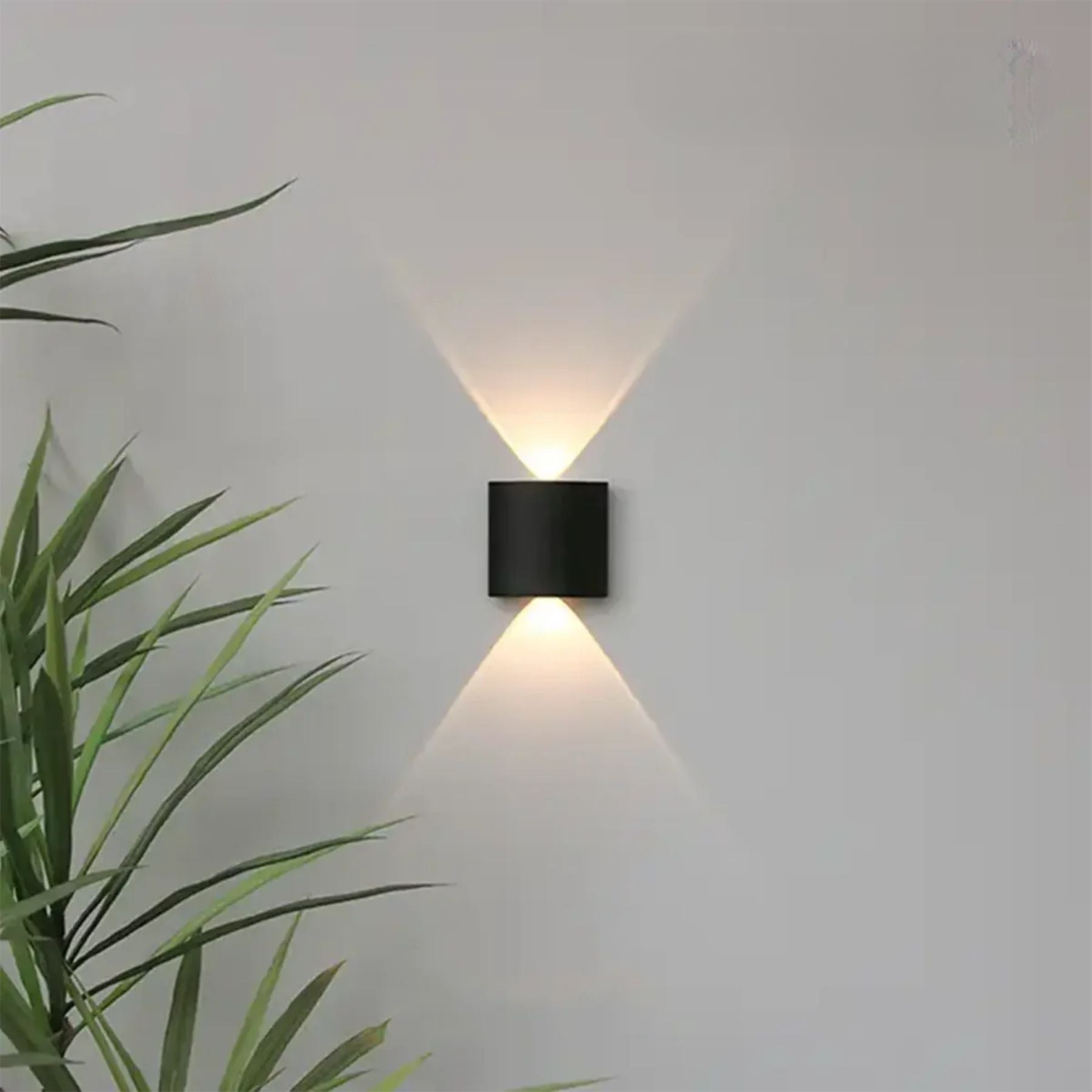Meta | Moderne Wandlamp