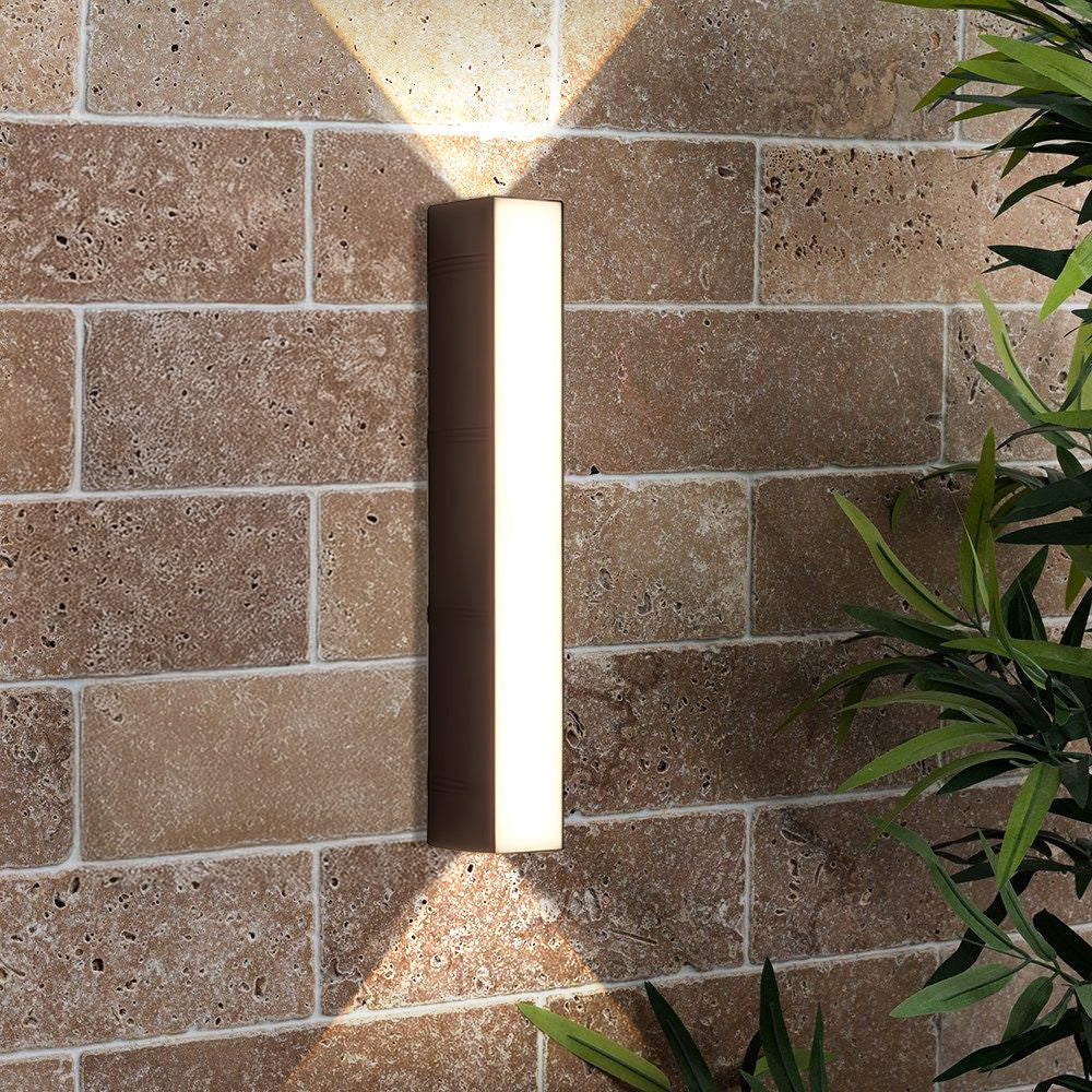 Aequr | Strakke Buitenwandlamp