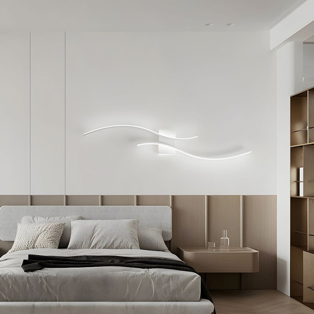 Sinu | Artistieke LED Wandlamp – Modern Golvend Design met Indirect Licht
