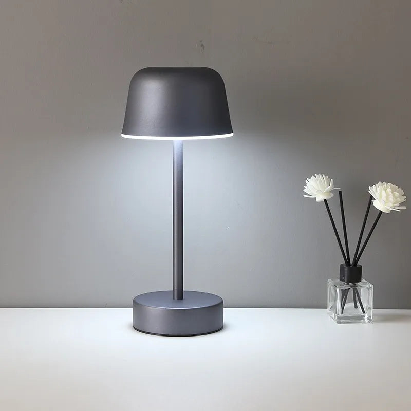 Lume | Draadloze LED Tafellamp – Minimalistisch Design, Dimbaar & Oplaadbaar via USB-C