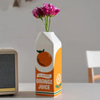 Arancia | Handgemaakte Keramische Vaas – Iconisch "Orange Juice" Design met Nostalgische Sfeer