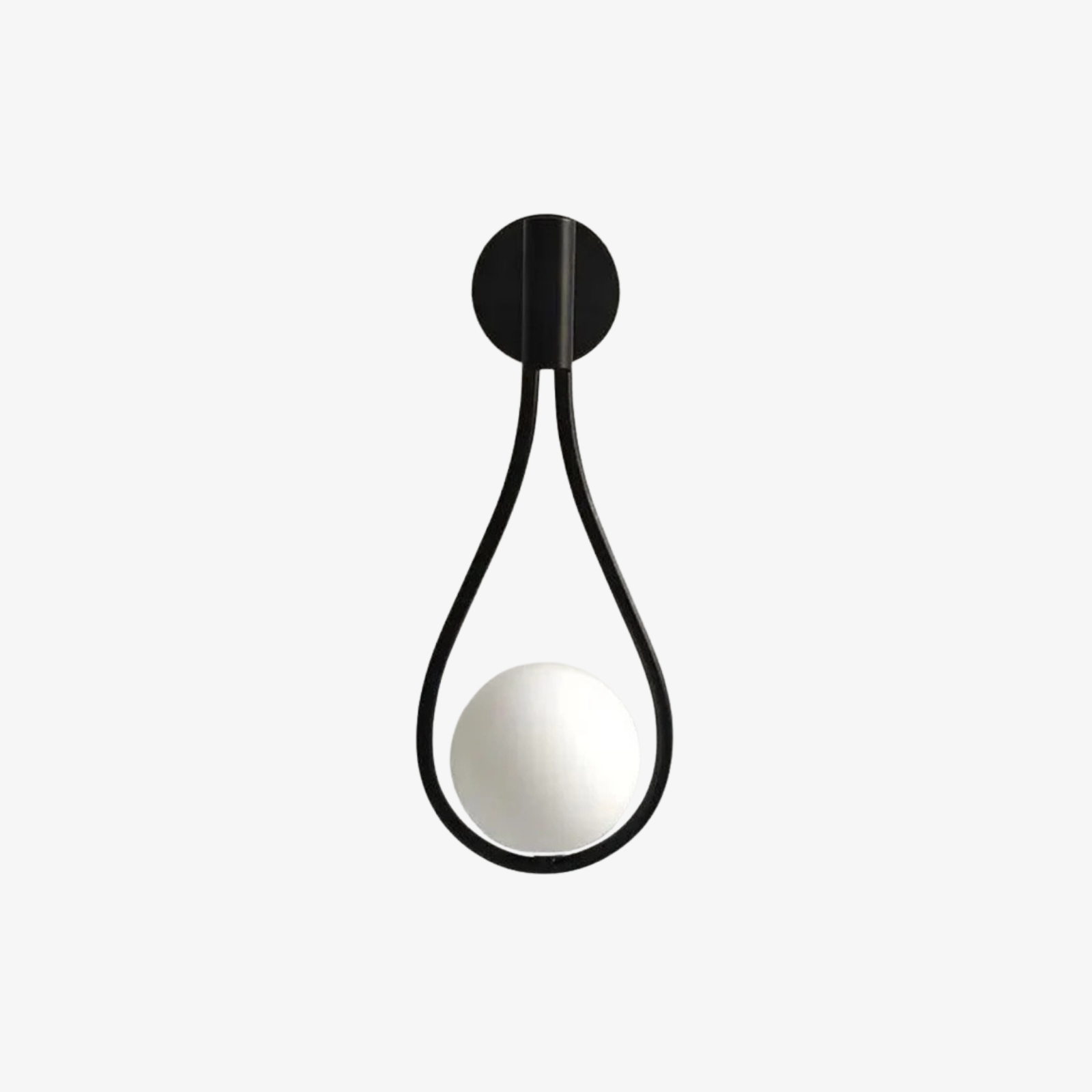 Gemma | Elegante Druppelvormige Wandlamp – Sculpturaal Design met Glazen Orb