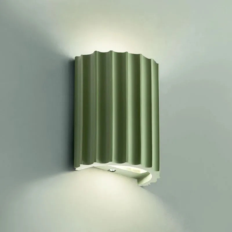 Striava | Moderne Ribbel Wandlamp van Kunsthars