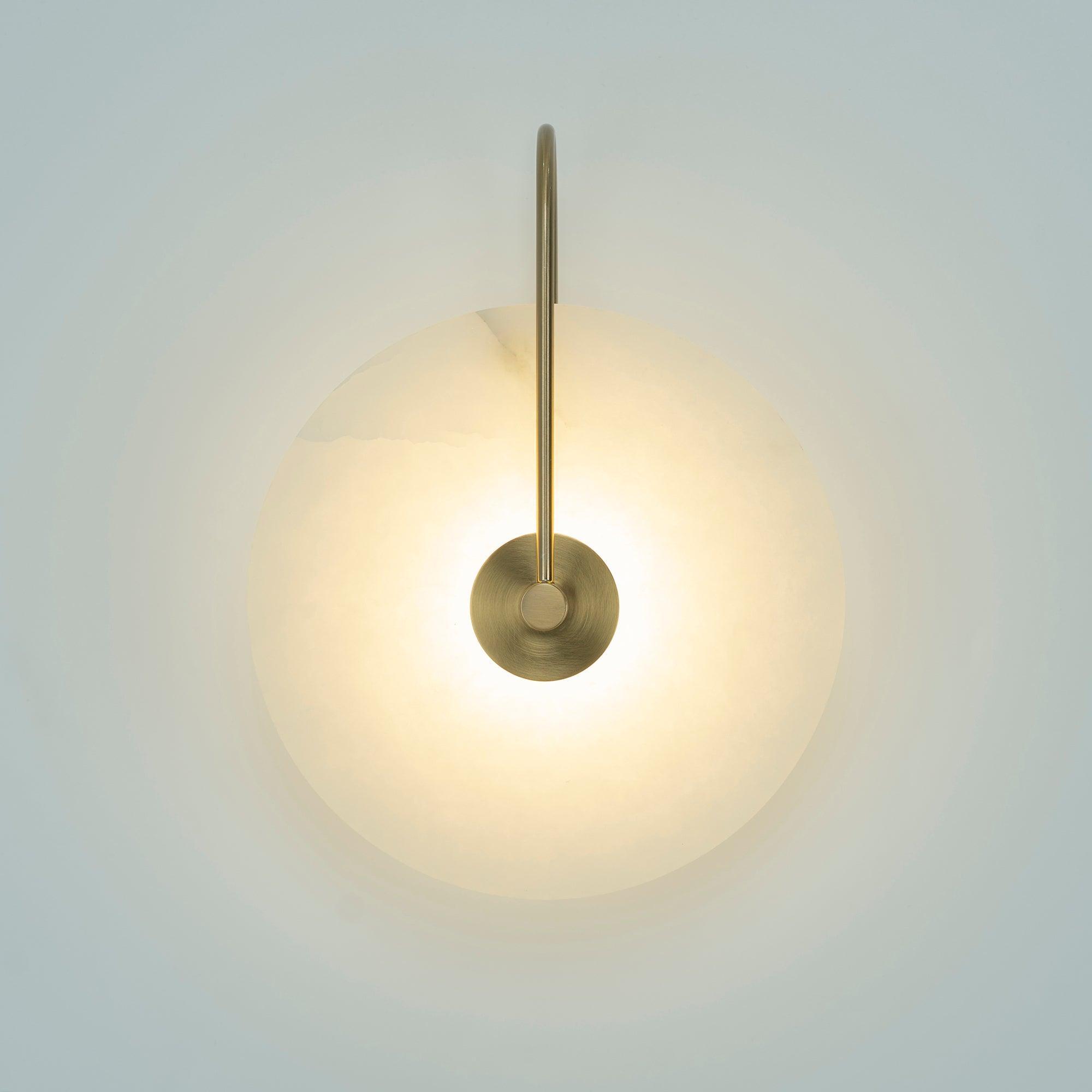 Alba | Wandlamp van Albast met Art Deco Design