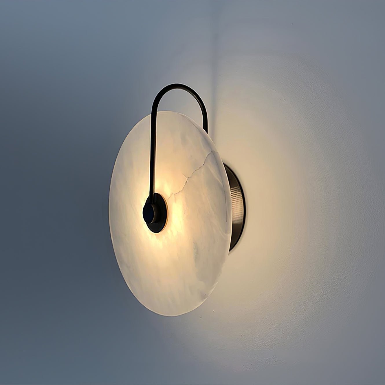 Alba | Wandlamp van Albast met Art Deco Design