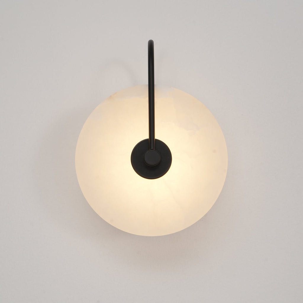 Alba | Wandlamp van Albast met Art Deco Design