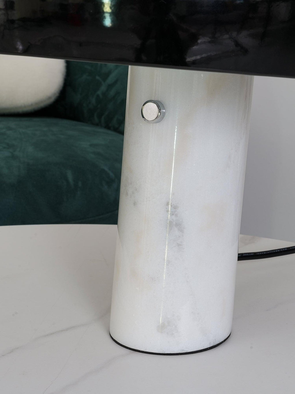 Marmo Riflesso | Design Tafellamp – Italiaans Carrara Marmer – Metaal & Glas – Nostalgisch Silhouet
