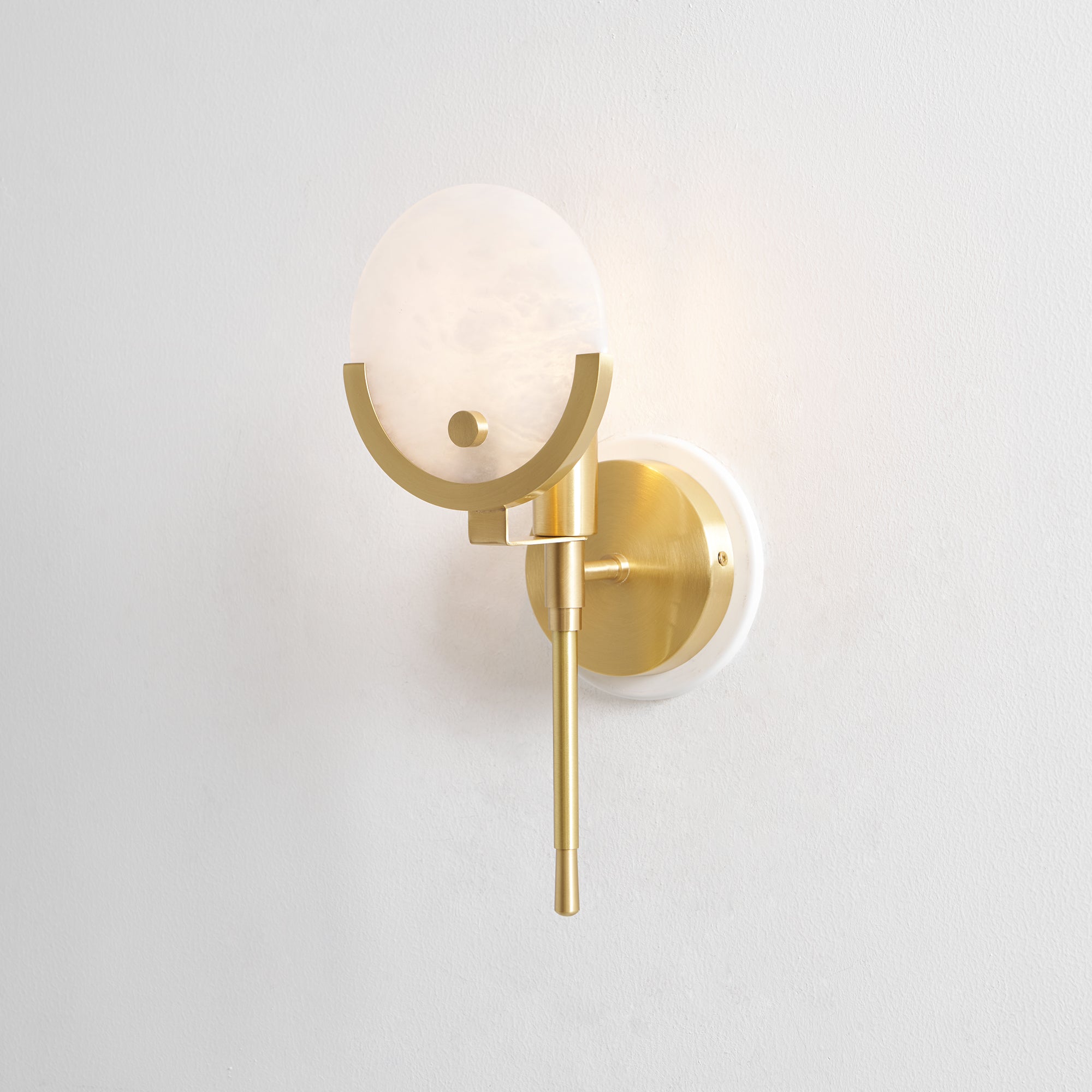 Messing Wandlamp met Natuurlijk Albast | Scepter