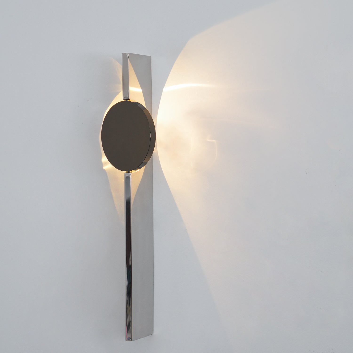 LED Wandlamp Projectie – Artistiek Lichteffect – Chroom | Umbra