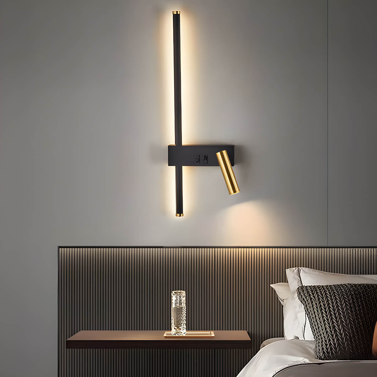 Stiletto | Verticale Wandlamp van Aluminium