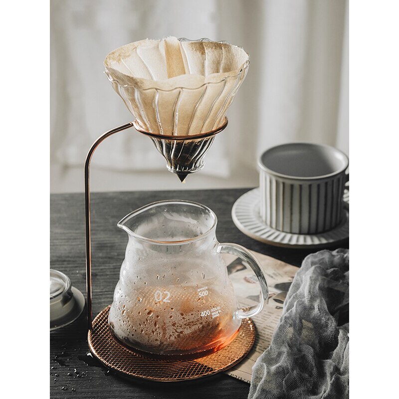 Moka Curve | Luxe Pour-Over Koffiehouder – Industrieel Design – Volledig Metaal