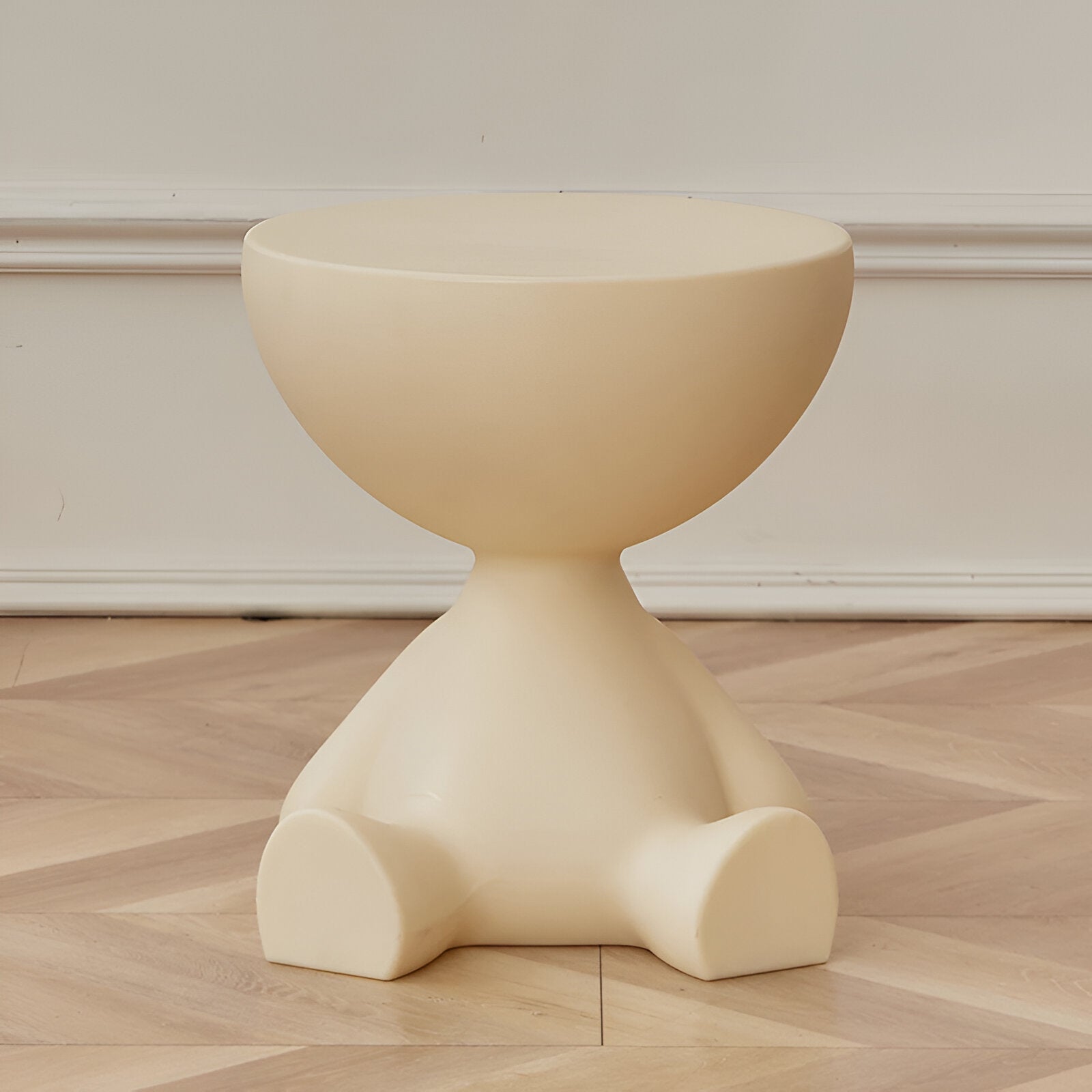 Ronde Salontafel – Sculpturaal Design – Compact & Duurzaam | Clessidra
