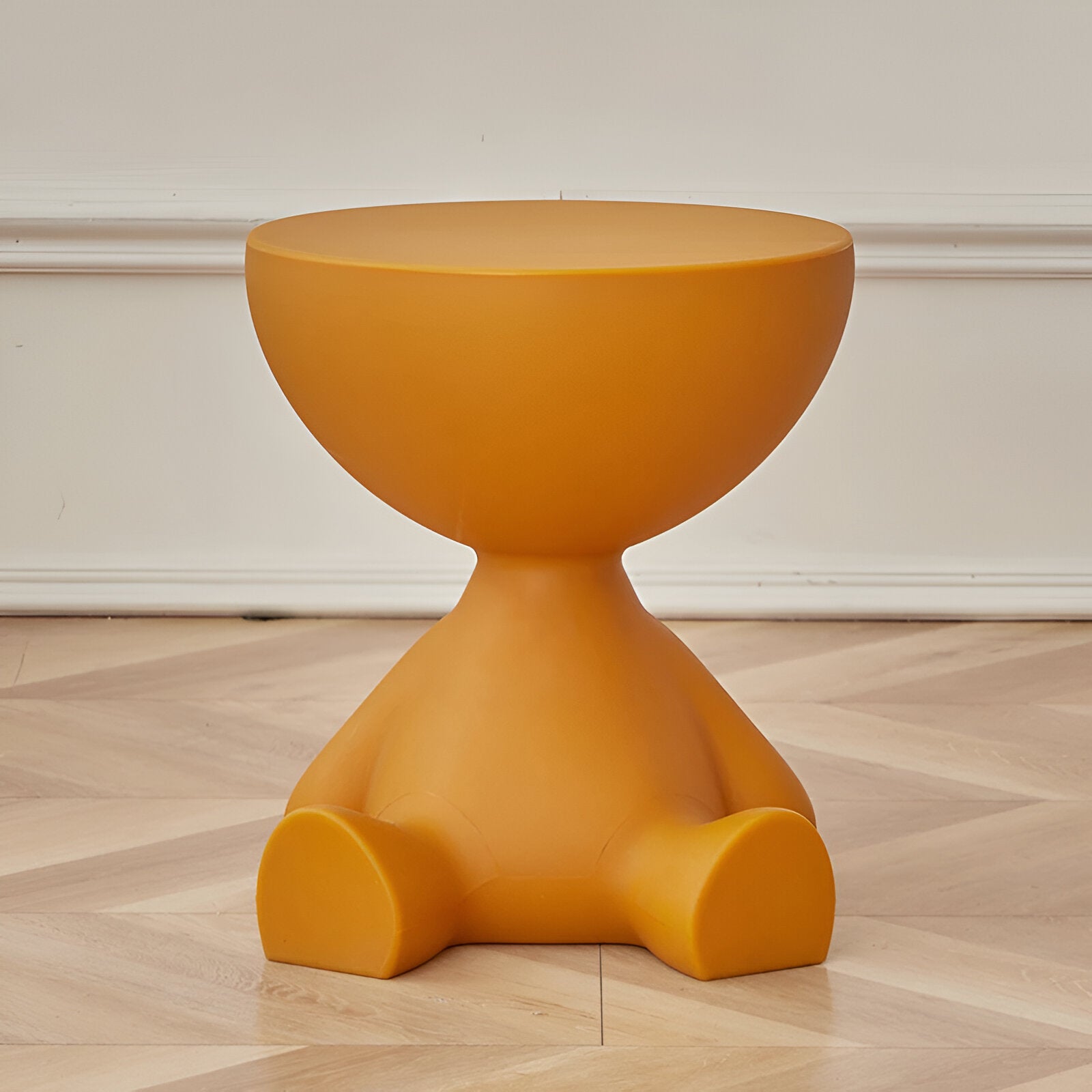 Ronde Salontafel – Sculpturaal Design – Compact & Duurzaam | Clessidra