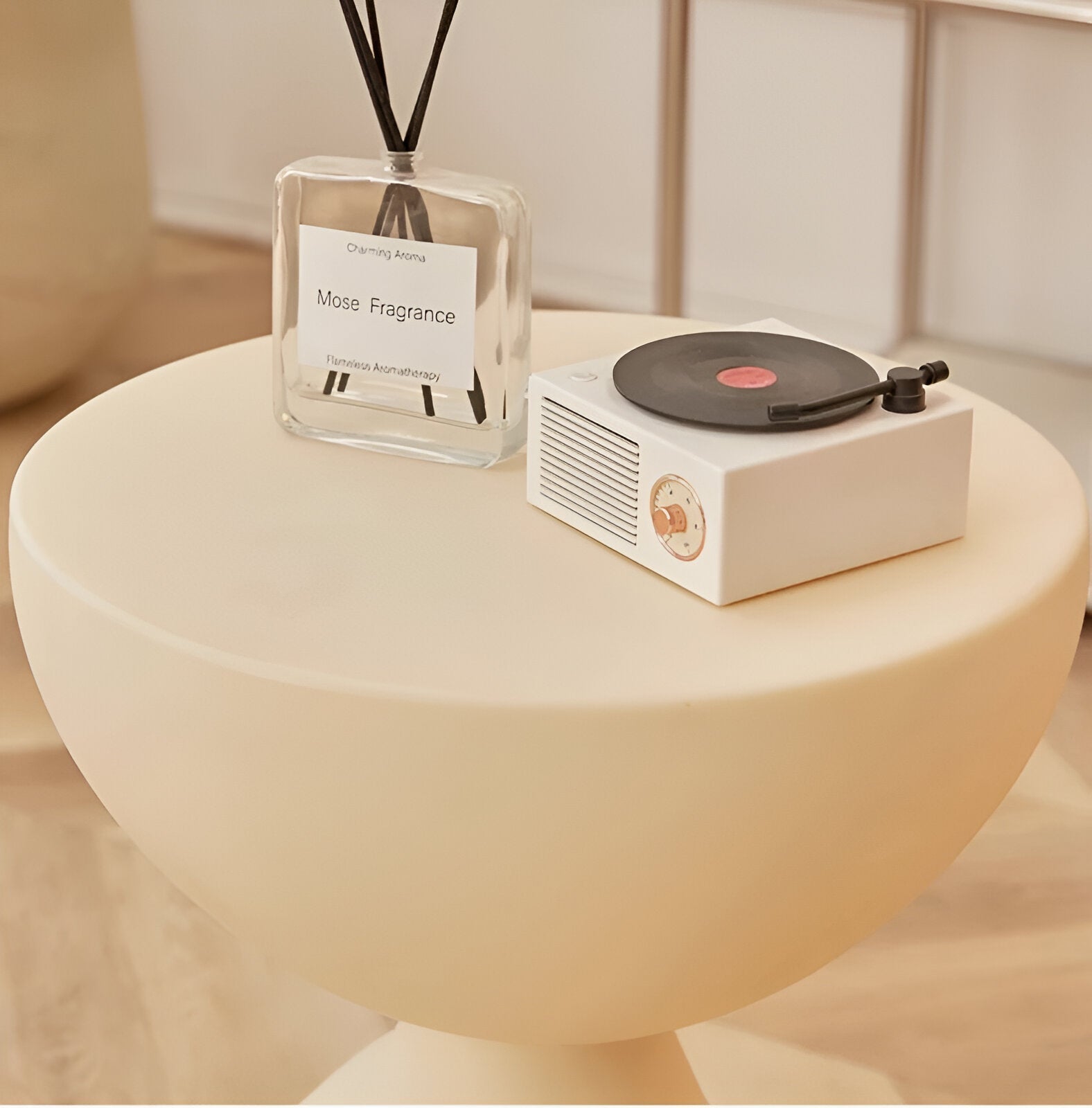 Ronde Salontafel – Sculpturaal Design – Compact & Duurzaam | Clessidra
