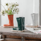 Stivale-Vaso | Artistieke Keramieken Vaas – Uniek Laarsontwerp – 17 cm