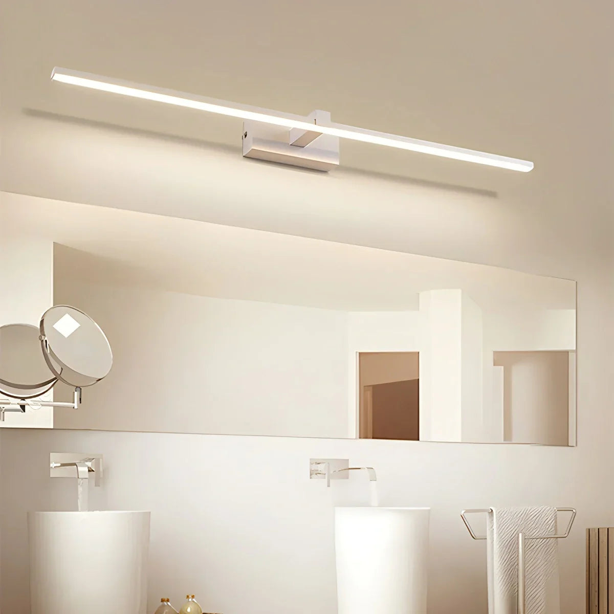 Lineaform | Minimalistische Badkamer LED Spiegellamp