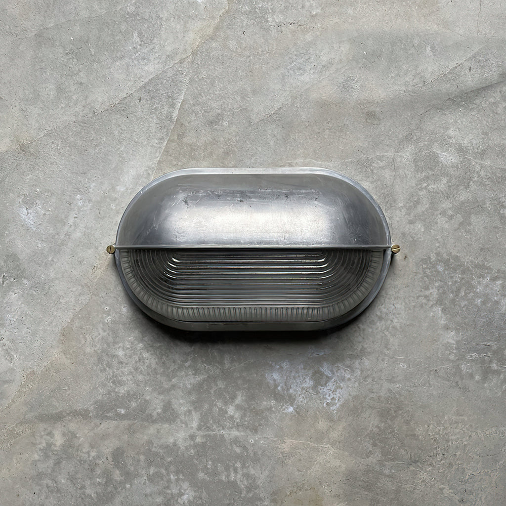 Nautic | Industriële Outdoor Wandlamp – Robuust Aluminium Bulkhead Design