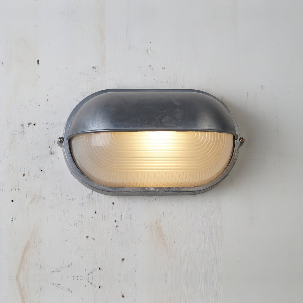 Nautic | Industriële Outdoor Wandlamp – Robuust Aluminium Bulkhead Design