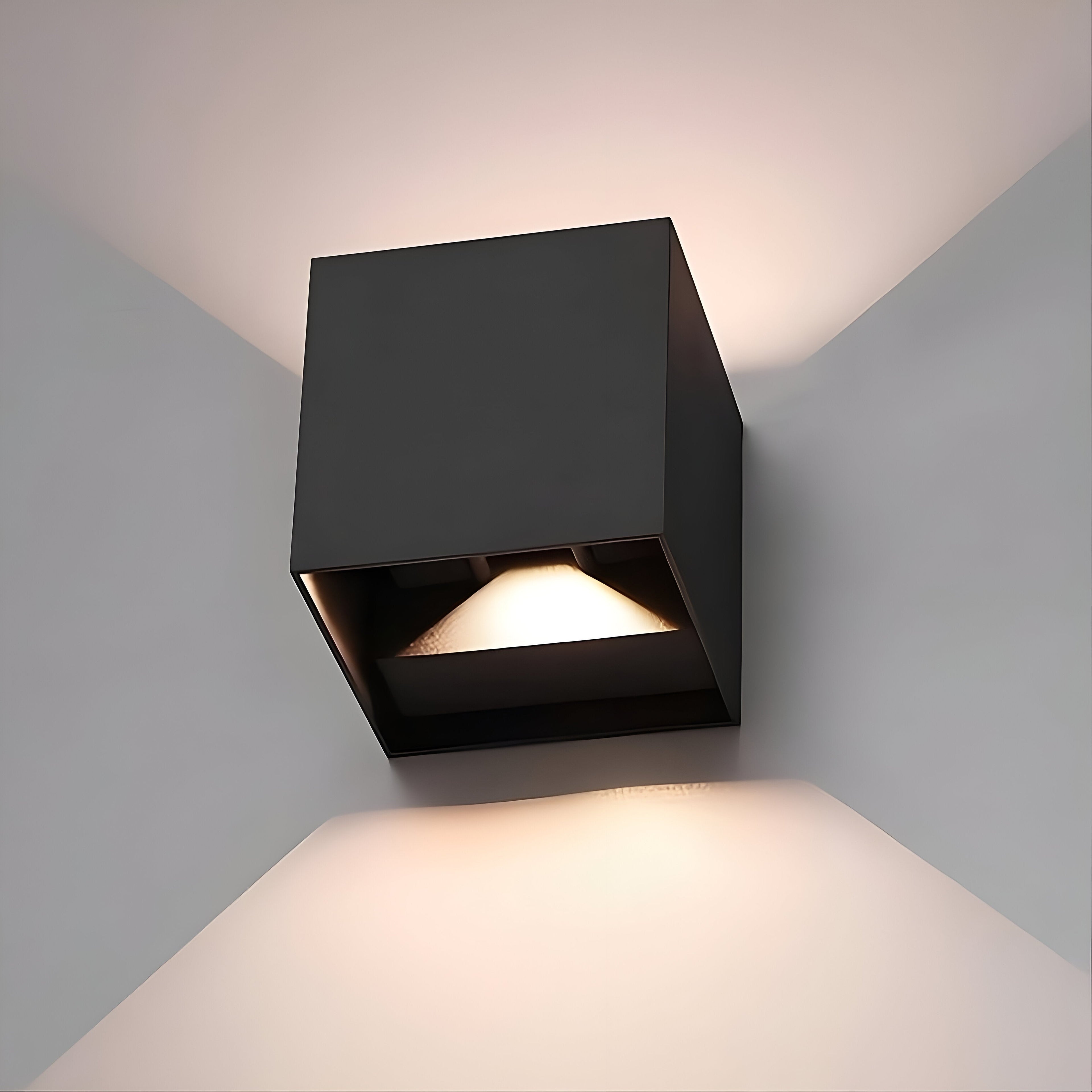 LED Wandlamp – IP54 – Up & Down Light | Laconica