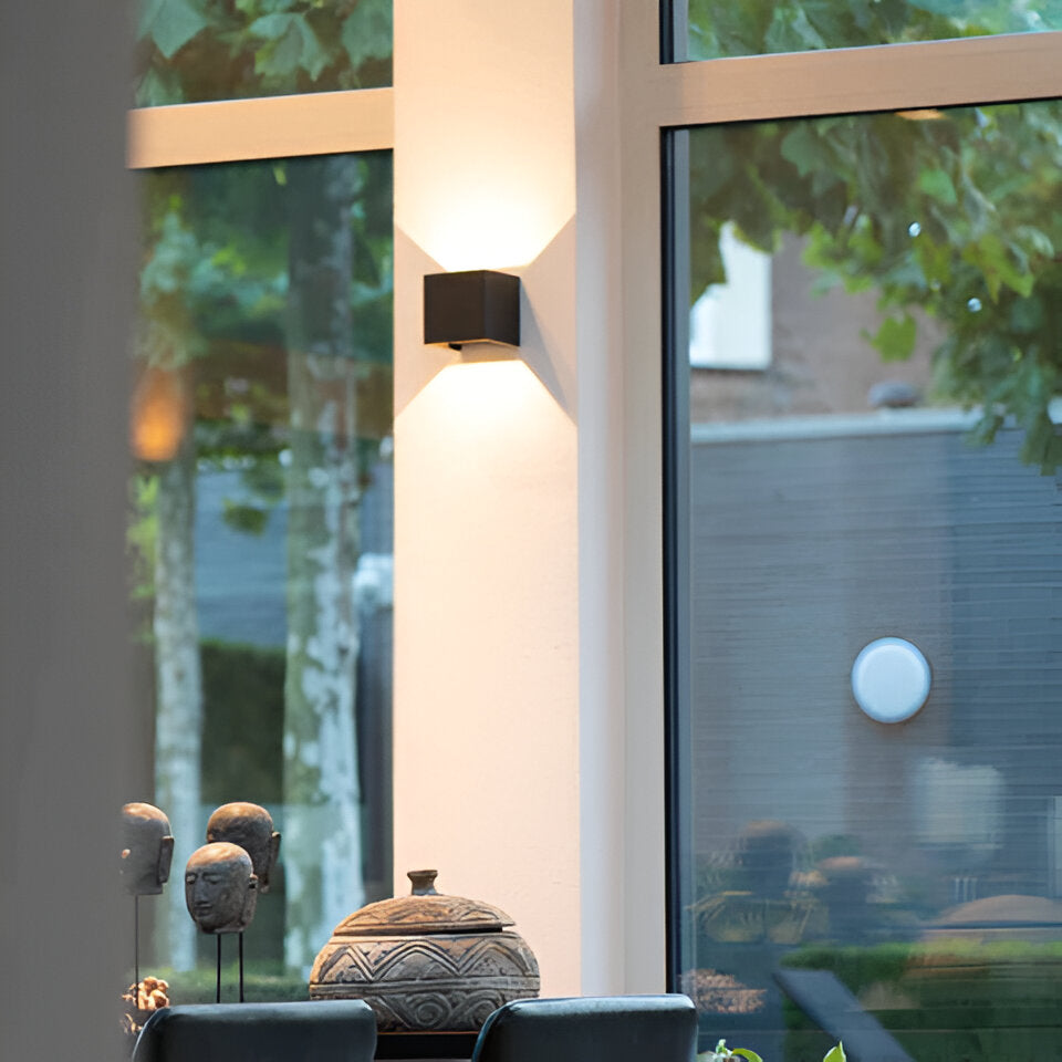 LED Wandlamp – IP54 – Up & Down Light | Laconica