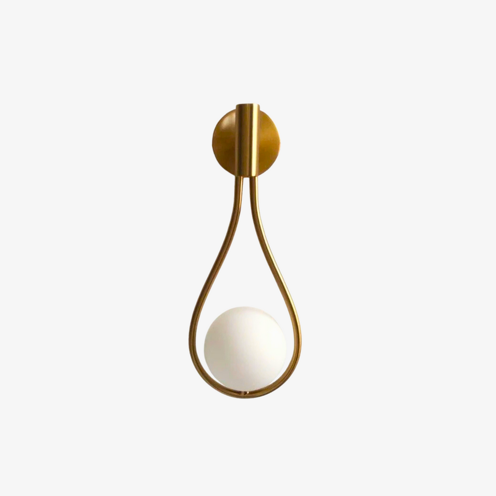 Gemma | Elegante Druppelvormige Wandlamp – Sculpturaal Design met Glazen Orb