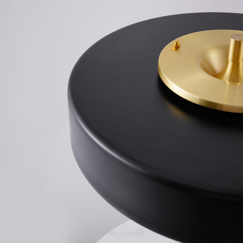 Mino | Luxe Retro Tafellamp – Modern Design met Gouden Basis & Klassiek Trekkoord