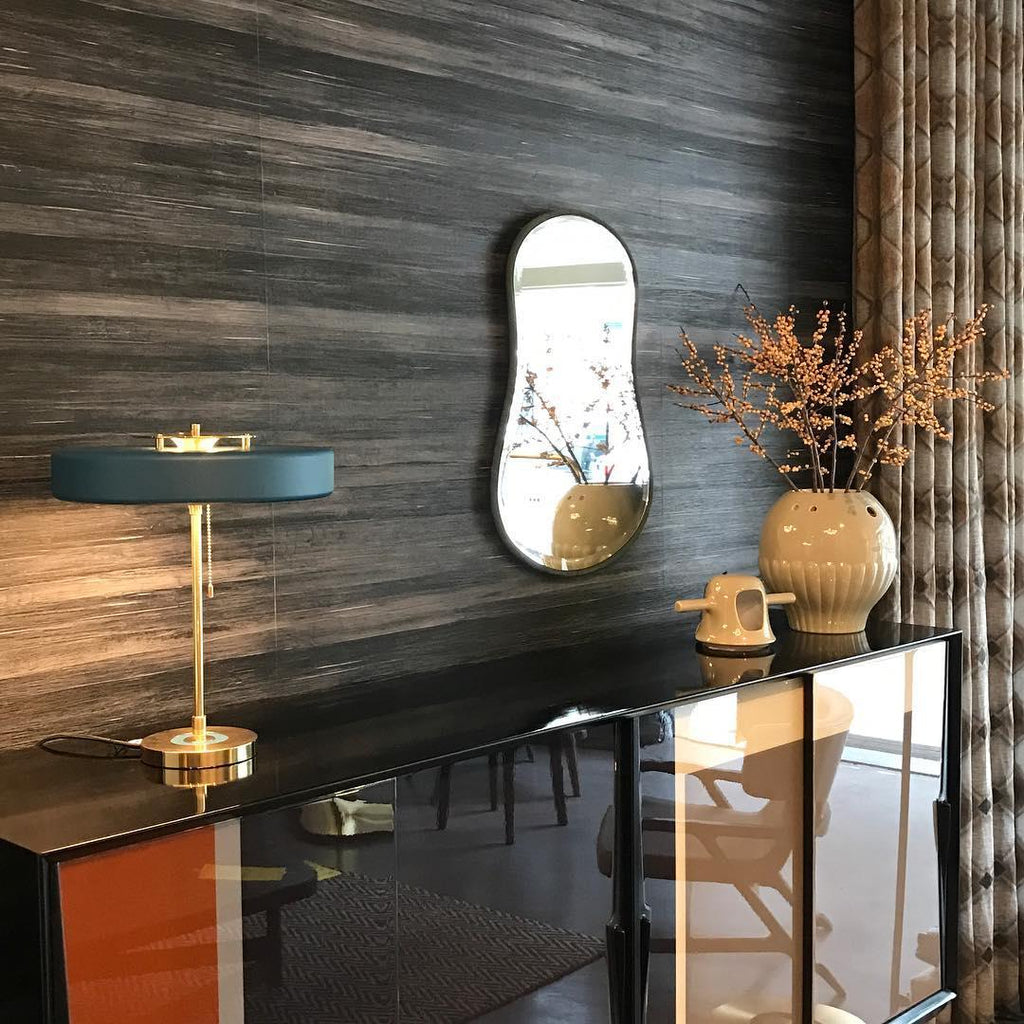 Mino | Luxe Retro Tafellamp – Modern Design met Gouden Basis & Klassiek Trekkoord