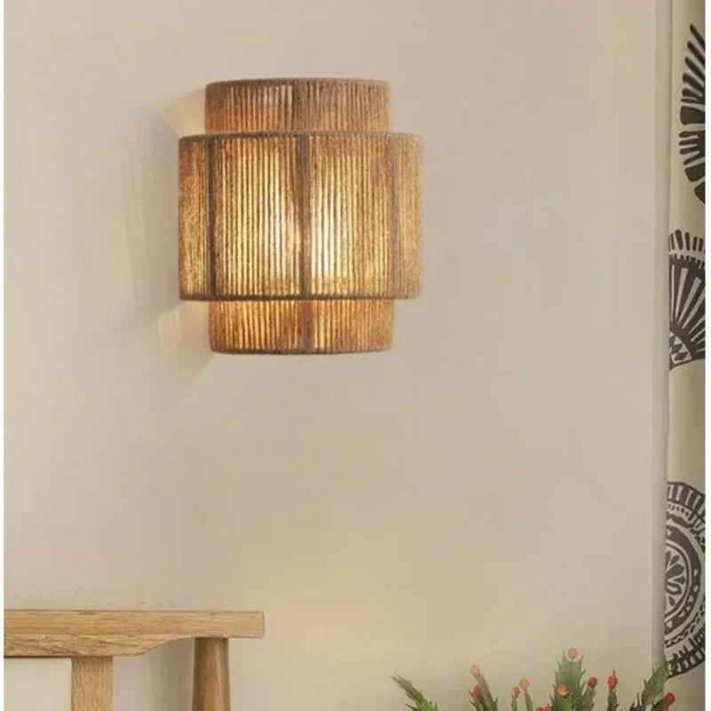 Zola | Ambachtelijke Wandlamp – Japandi Design met Henneptouw & Bamboe