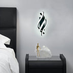 Spirola | Moderne Gedraaide Wandlamp – Sculpturaal Aluminium Design met Geïntegreerde LED