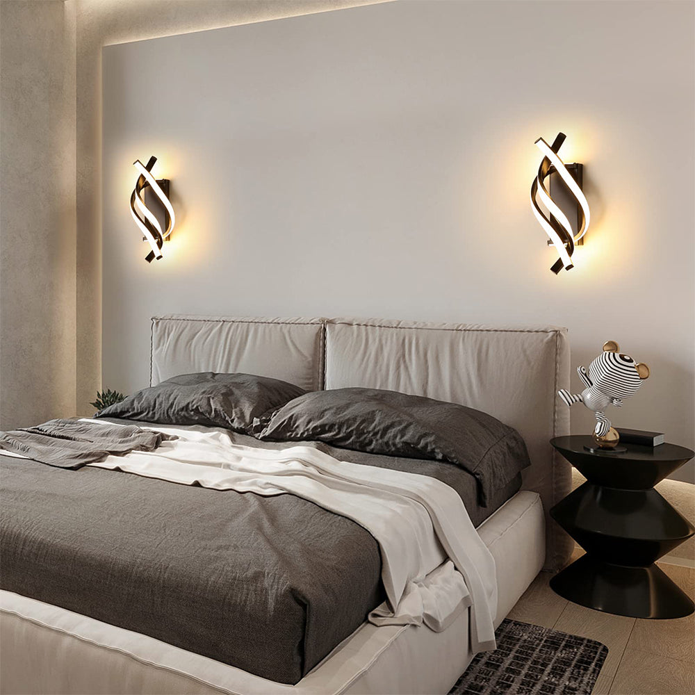 Spirola | Moderne Gedraaide Wandlamp – Sculpturaal Aluminium Design met Geïntegreerde LED