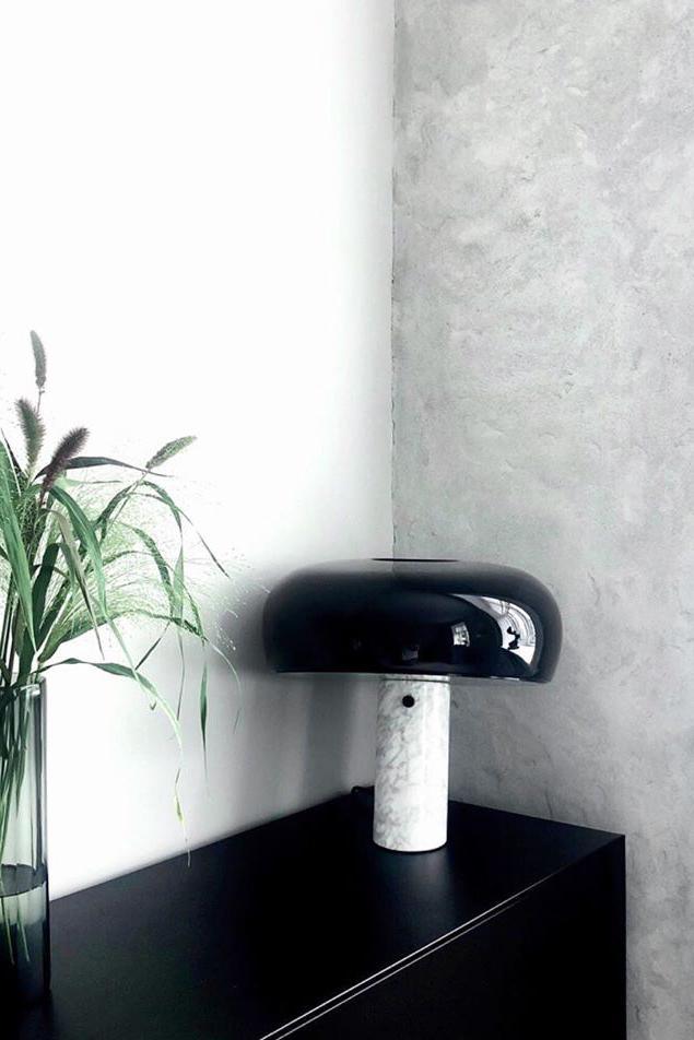 Marmo Riflesso | Design Tafellamp – Italiaans Carrara Marmer – Metaal & Glas – Nostalgisch Silhouet