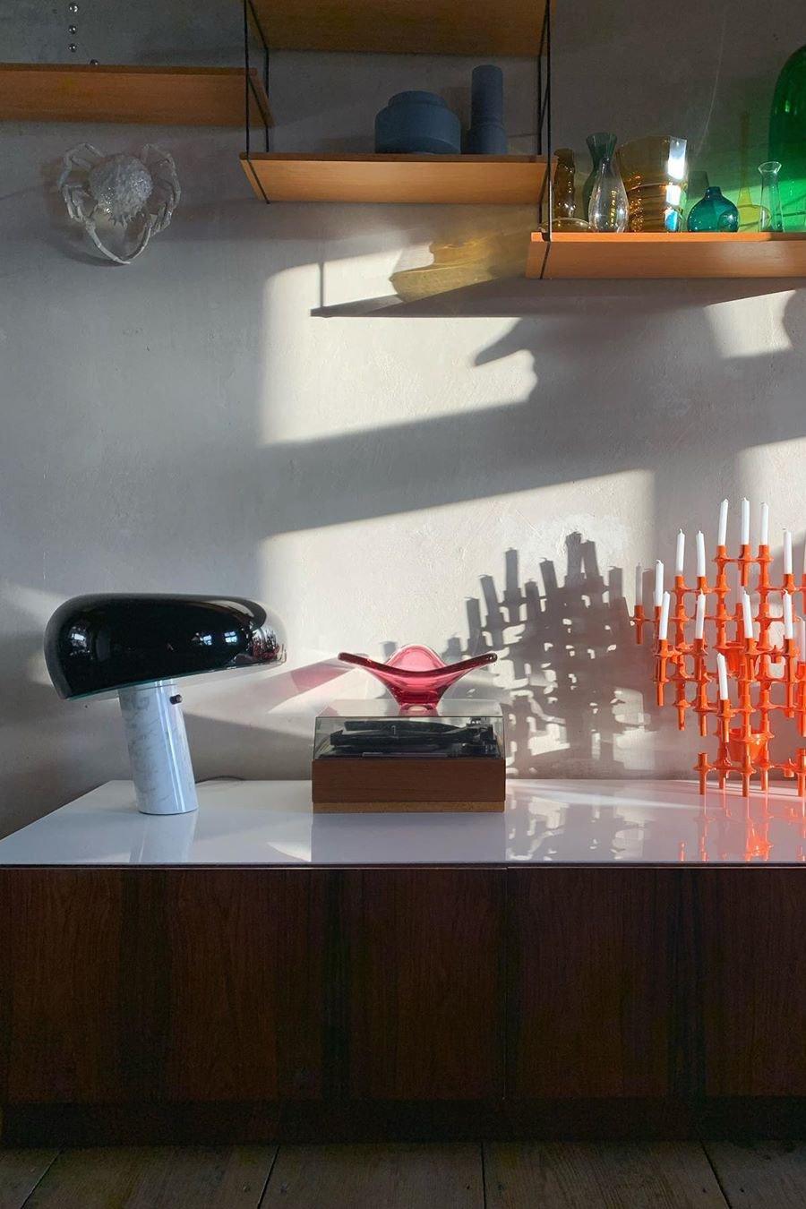 Marmo Riflesso | Design Tafellamp – Italiaans Carrara Marmer – Metaal & Glas – Nostalgisch Silhouet