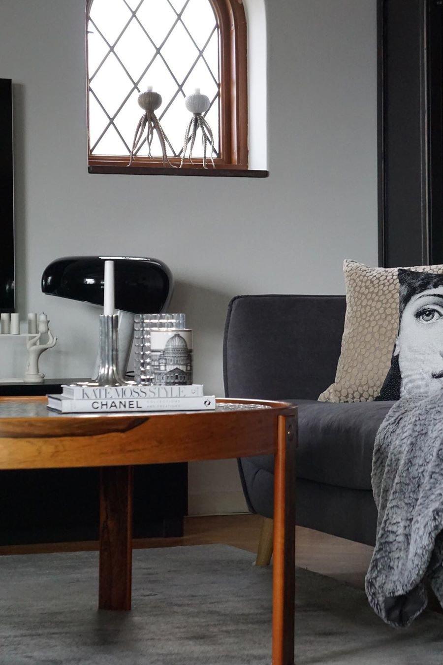Marmo Riflesso | Design Tafellamp – Italiaans Carrara Marmer – Metaal & Glas – Nostalgisch Silhouet