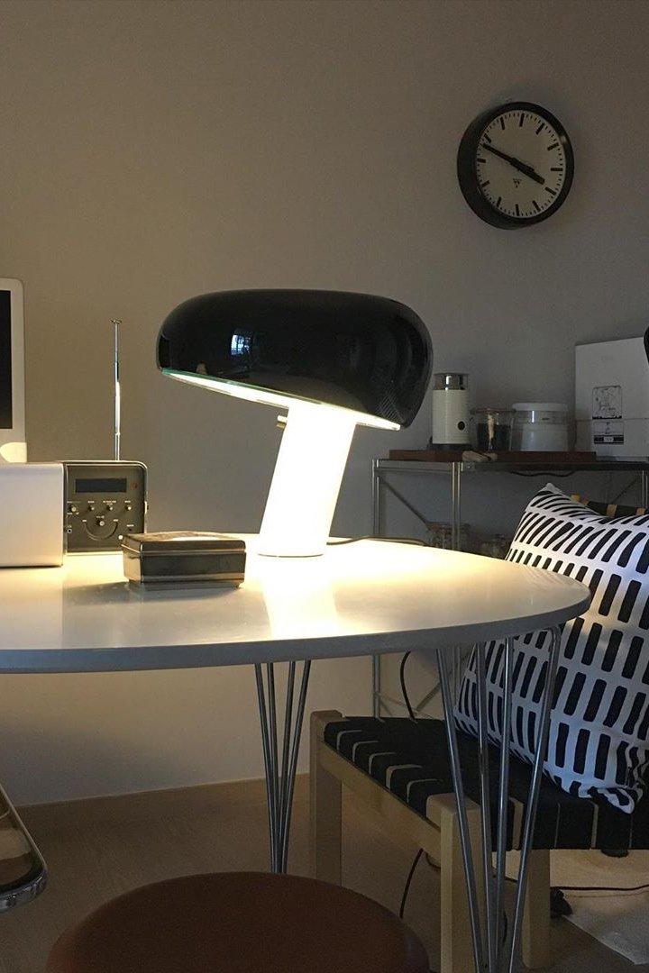 Marmo Riflesso | Design Tafellamp – Italiaans Carrara Marmer – Metaal & Glas – Nostalgisch Silhouet