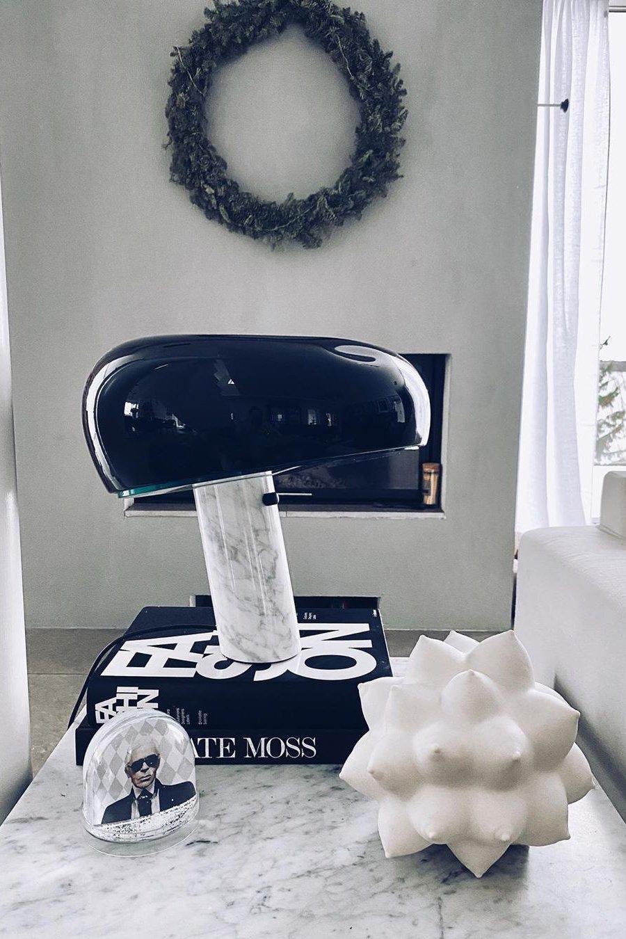 Marmo Riflesso | Design Tafellamp – Italiaans Carrara Marmer – Metaal & Glas – Nostalgisch Silhouet