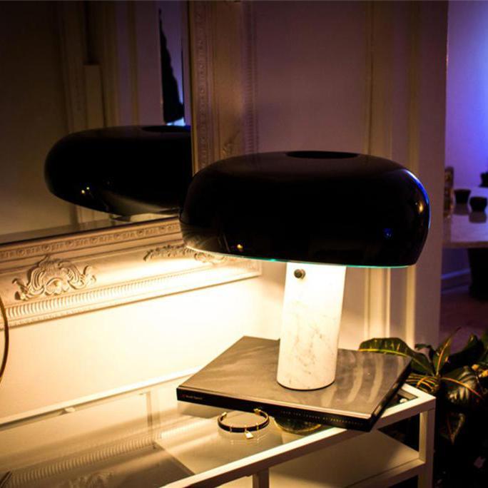Marmo Riflesso | Design Tafellamp – Italiaans Carrara Marmer – Metaal & Glas – Nostalgisch Silhouet