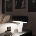 Marmo Riflesso | Design Tafellamp – Italiaans Carrara Marmer – Metaal & Glas – Nostalgisch Silhouet
