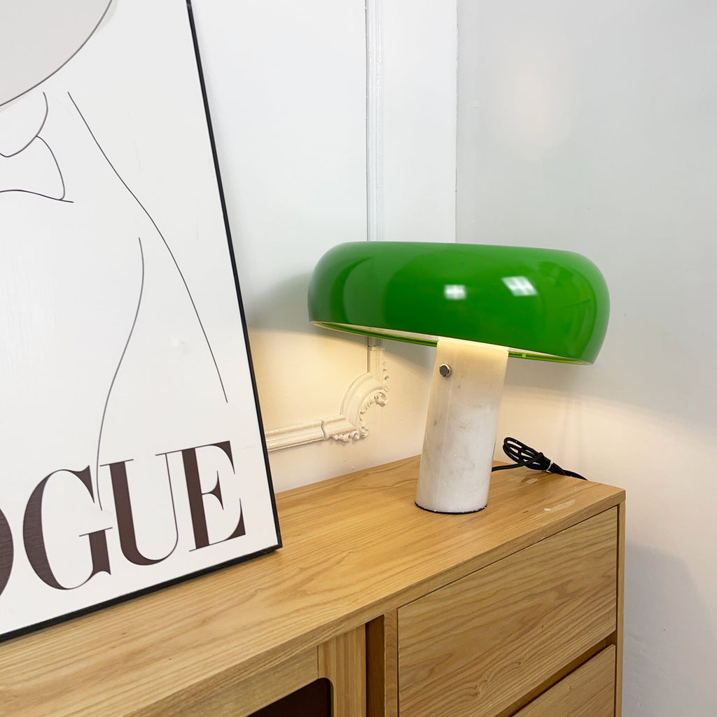 Marmo Riflesso | Design Tafellamp – Italiaans Carrara Marmer – Metaal & Glas – Nostalgisch Silhouet