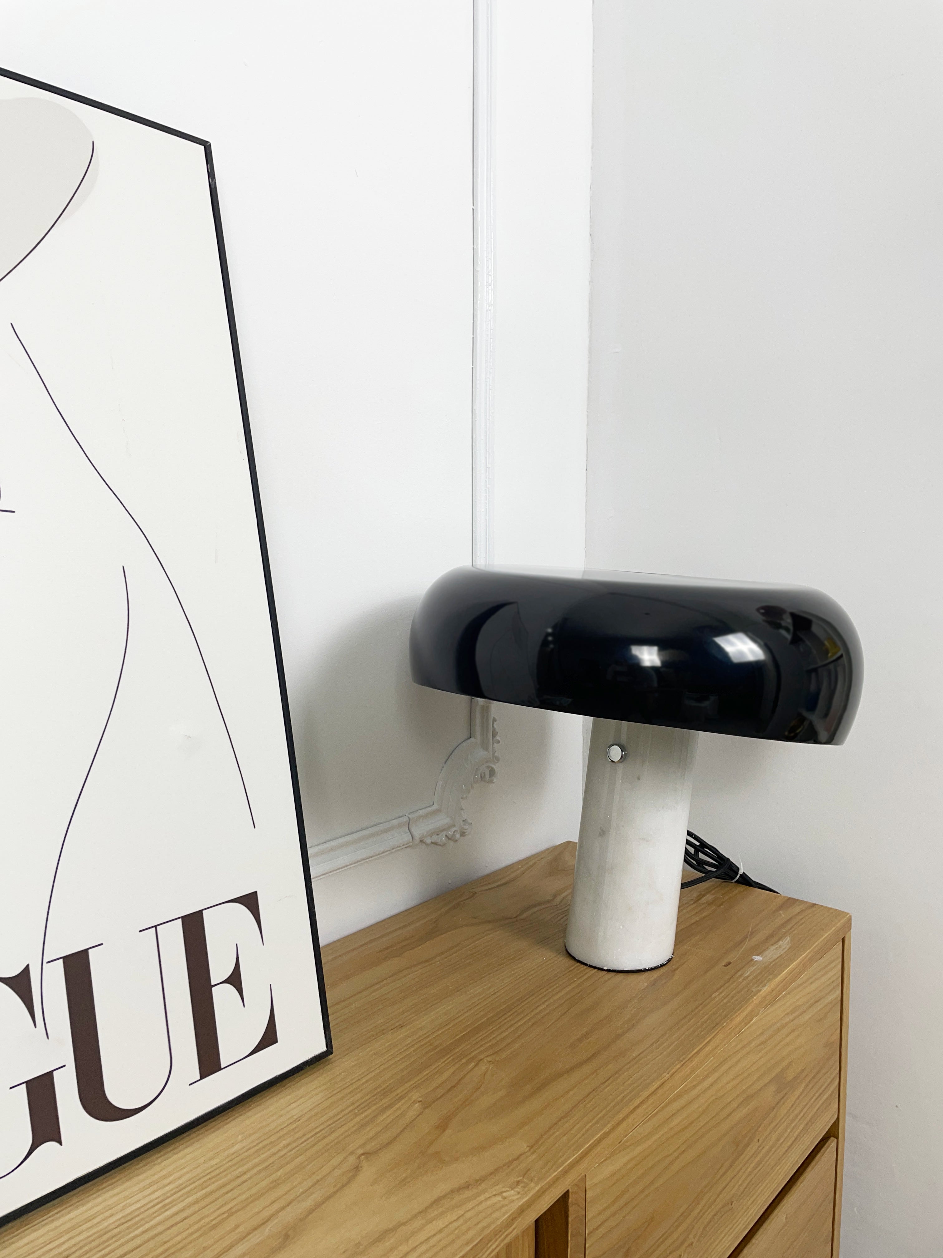 Marmo Riflesso | Design Tafellamp – Italiaans Carrara Marmer – Metaal & Glas – Nostalgisch Silhouet