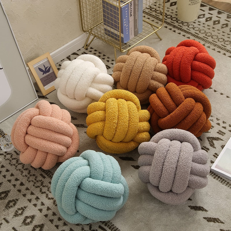 Geknoopt Designkussen – Zachte Teddy Stof | CloudKnot