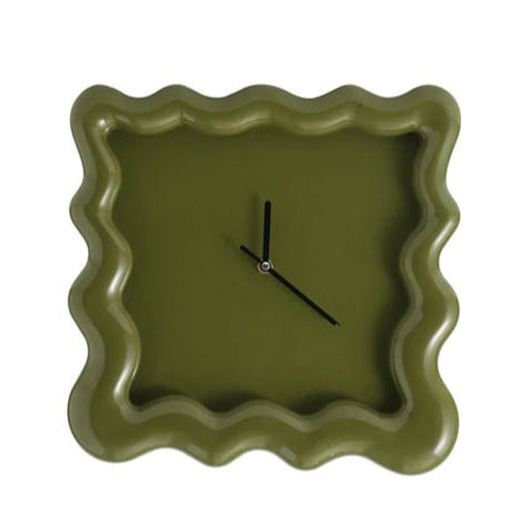 Balthazar | Moderne Golvende Wandklok – Minimalistisch 3D Design met Artistiek Frame
