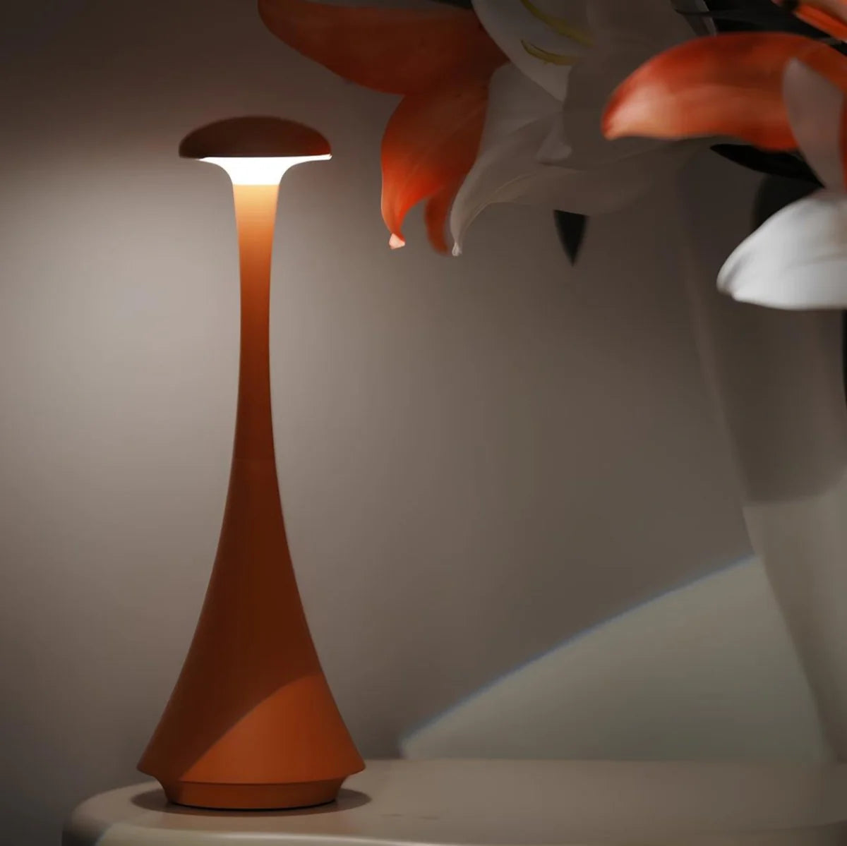 Lumea | Draadloze Tafellamp – Oplaadbaar met Touchbediening & Dimbaar Licht