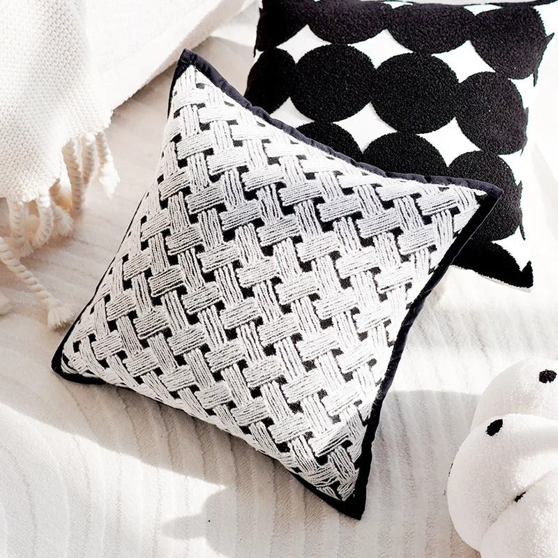 Mika | Vintage Patchwork Kussenhoezen – Zachte Decoratieve Kussens in Bruin & Crème