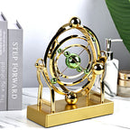 Celesto | Kinetische Design Sculptuur – Bewegend Perpetuum Mobile in Goud & Metaal