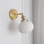 Ceramica Oro | Handgemaakte Keramieken Wandlamp – Messing Fitting – Japandi Design